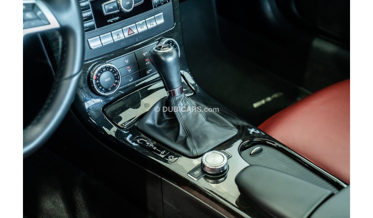 مرسيدس بنز SLK 200 2014 Mercedes-Benz SLK200 / Full Mercedes Benz Service History