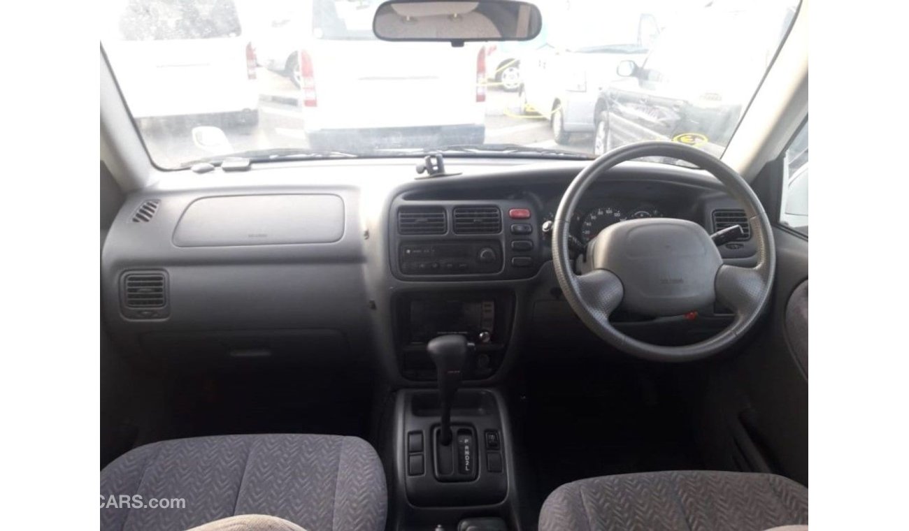 سوزوكي إيسكودو Suzuki Escudo RIGHT HAND DRIVE (Stock no PM 262)