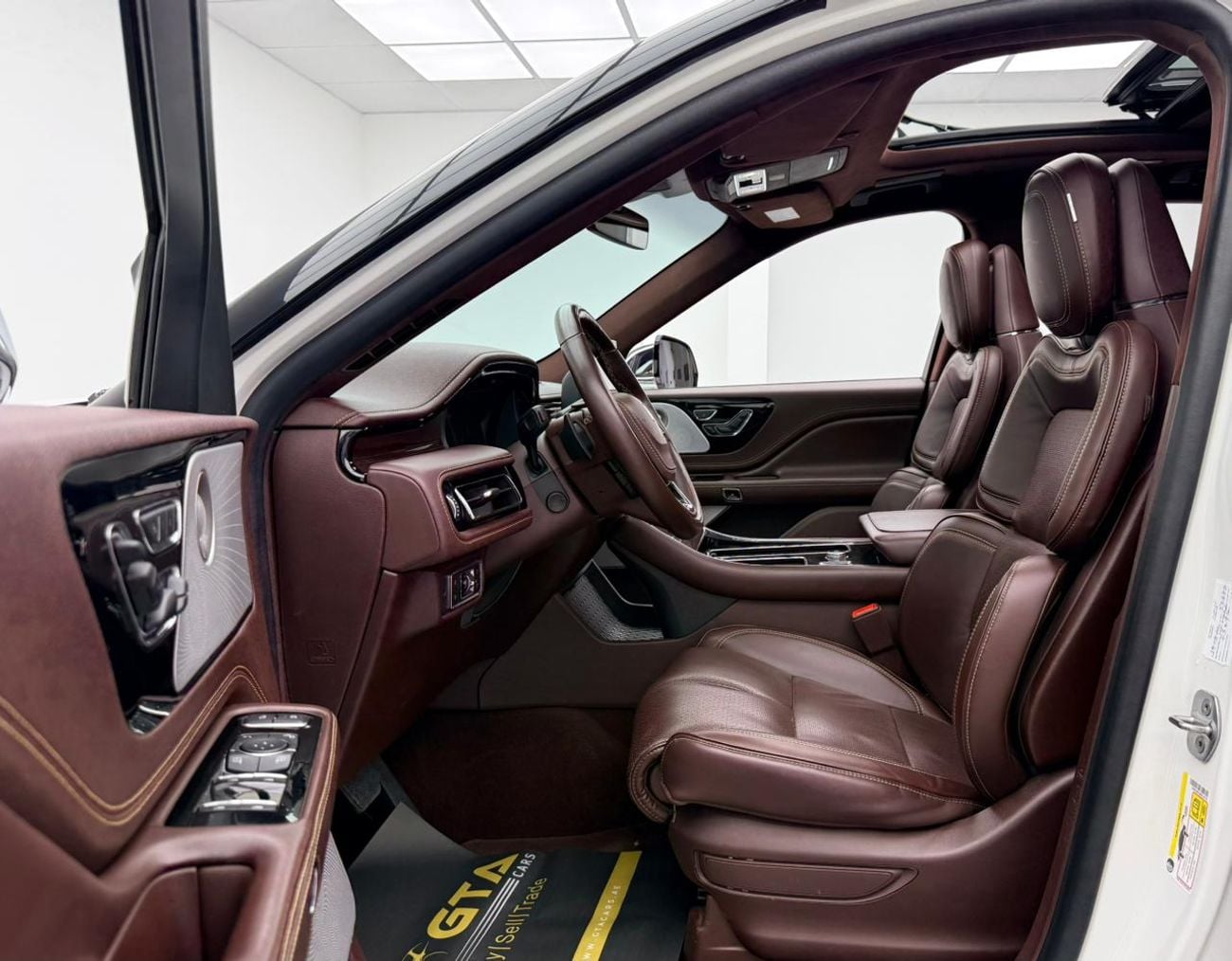 لينكولن أفياتور 2021 Lincoln Aviator Presidential, 2028 Lincoln Warranty, 2026 Lincoln Service Pack, 7 Seater, GCC