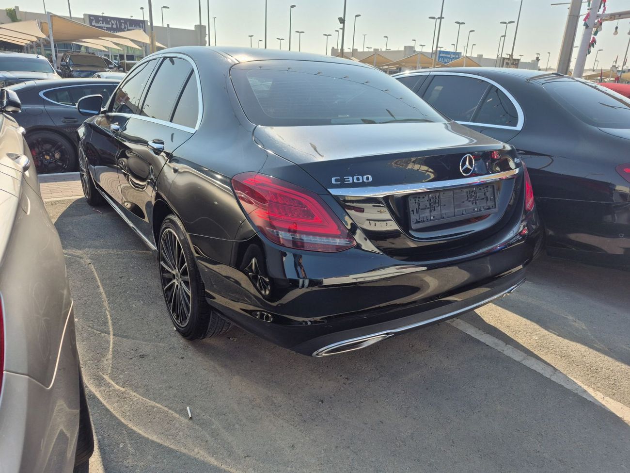 مرسيدس بنز C 300 Luxury 2.0L