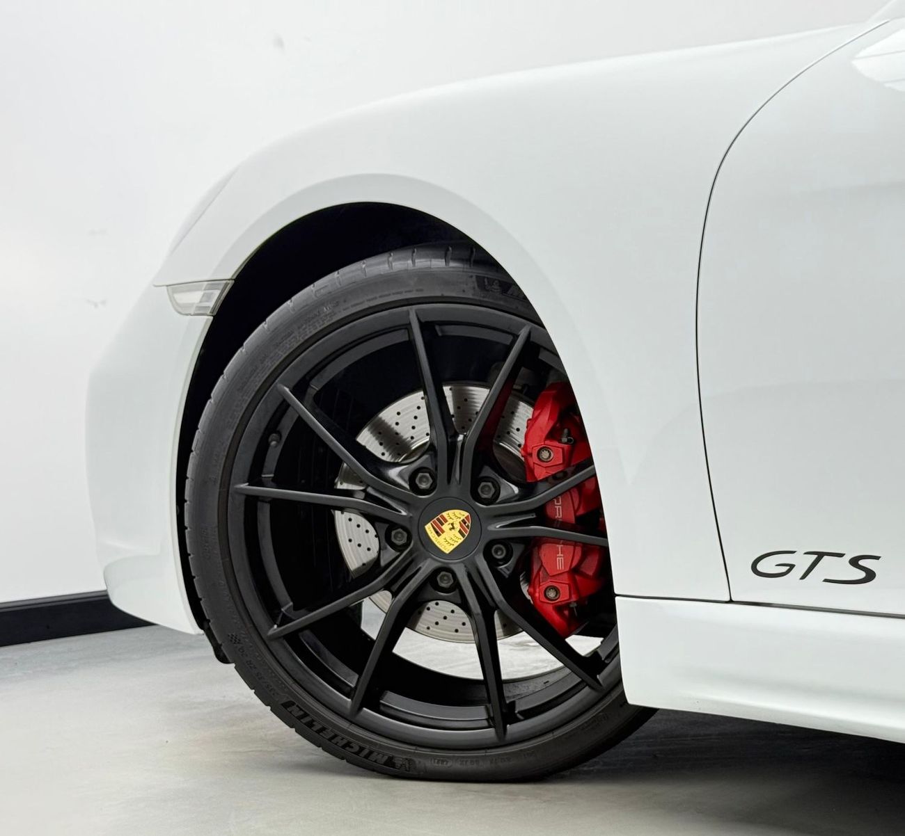 Porsche 718 Cayman GTS 2.5L 2018 Porsche 718 Cayman GTS, Warranty, Full Service History, Excellent Condition, GCC