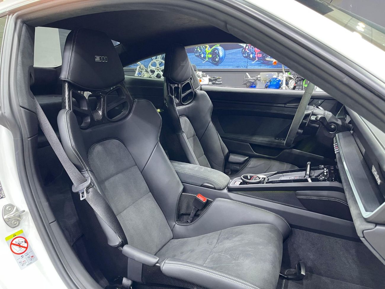 Porsche 911 Dakar 3.0L (475 HP) Coupe