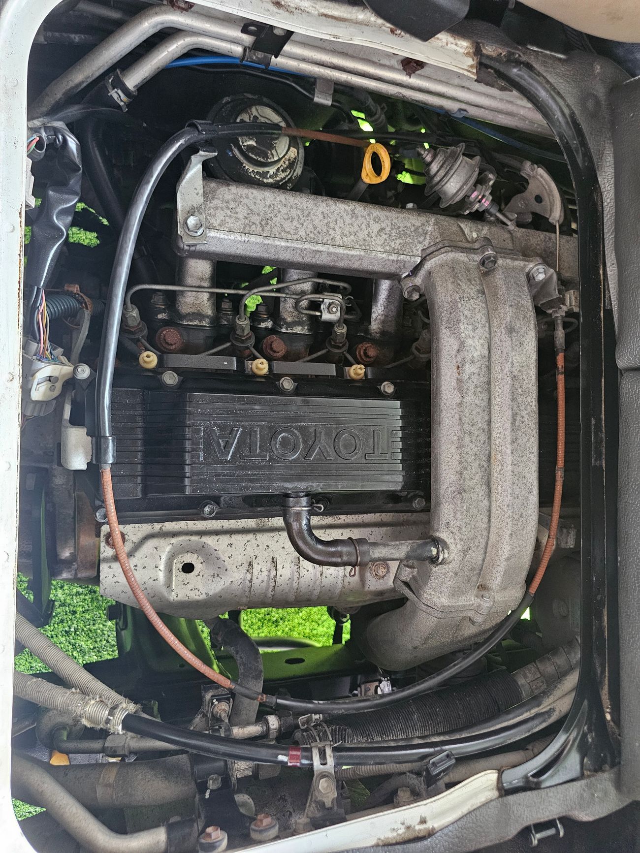 تويوتا كوستر / DIESEL / V6 4.2L / 24 SEATS / GCC