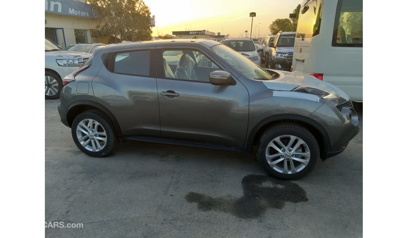 Nissan Juke 1.6 with sun roof