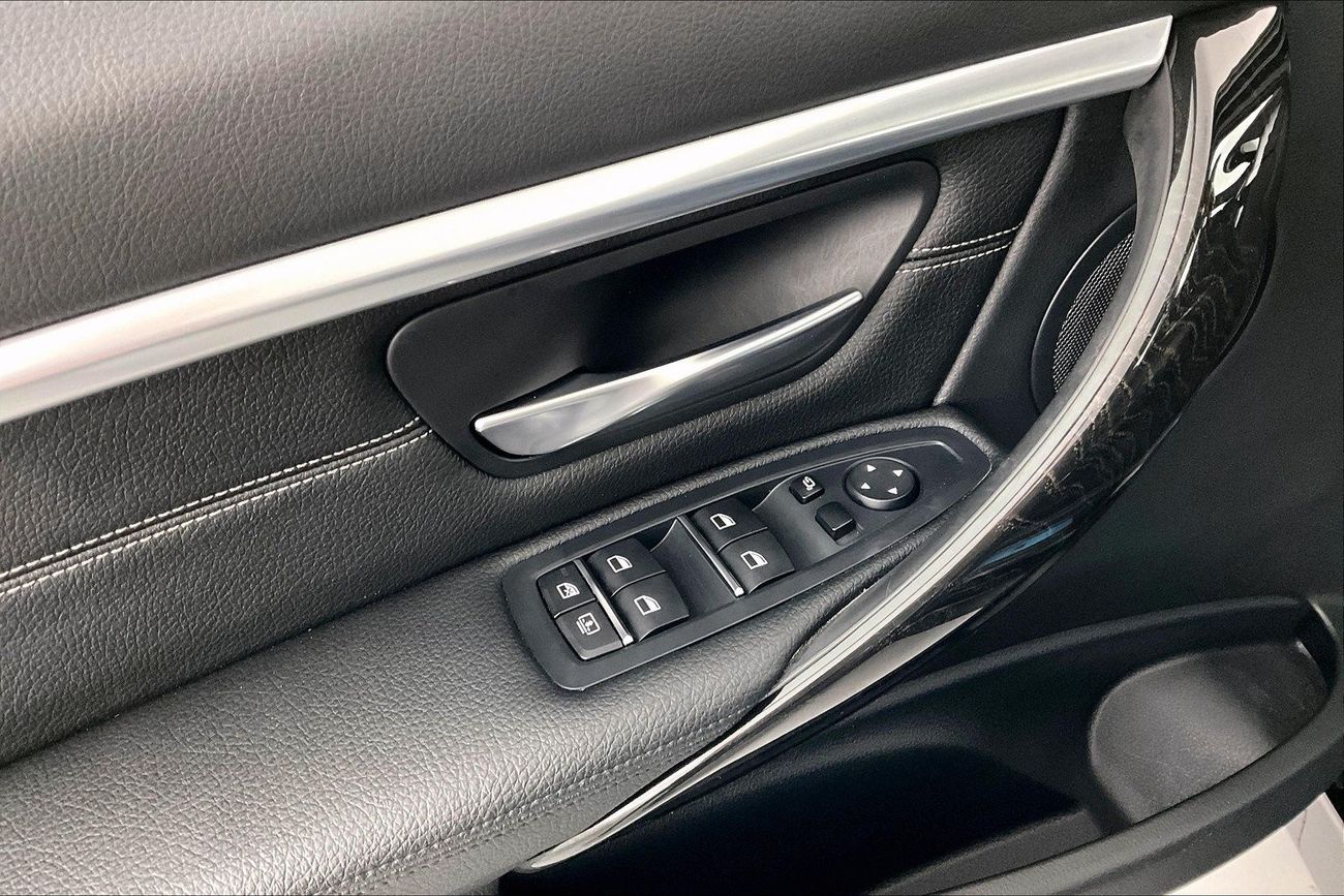 BMW 318i M Sport| 1 year free warranty | Exclusive Eid offer