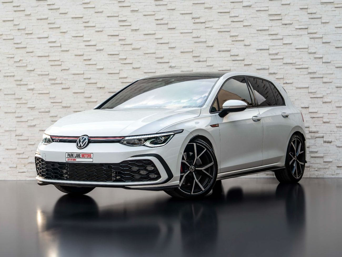 فولكس واجن جولف GTI Sport 2.0T