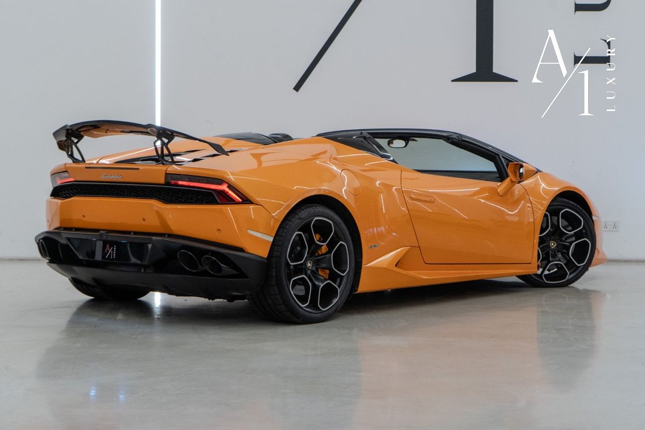 Lamborghini Huracan 2017 Lamborghini Huracan Spyder, Full Service History,  Excellent Condition, GCC Spec