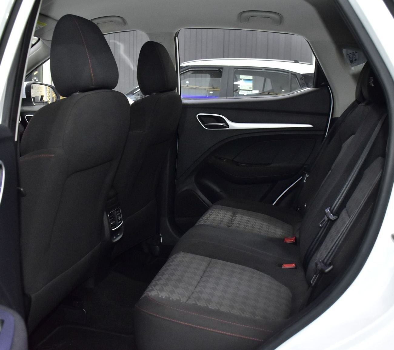 MG ZS EXCELLENT DEAL for our MG ZS ( 2023 Model ) in White Color GCC Specs
