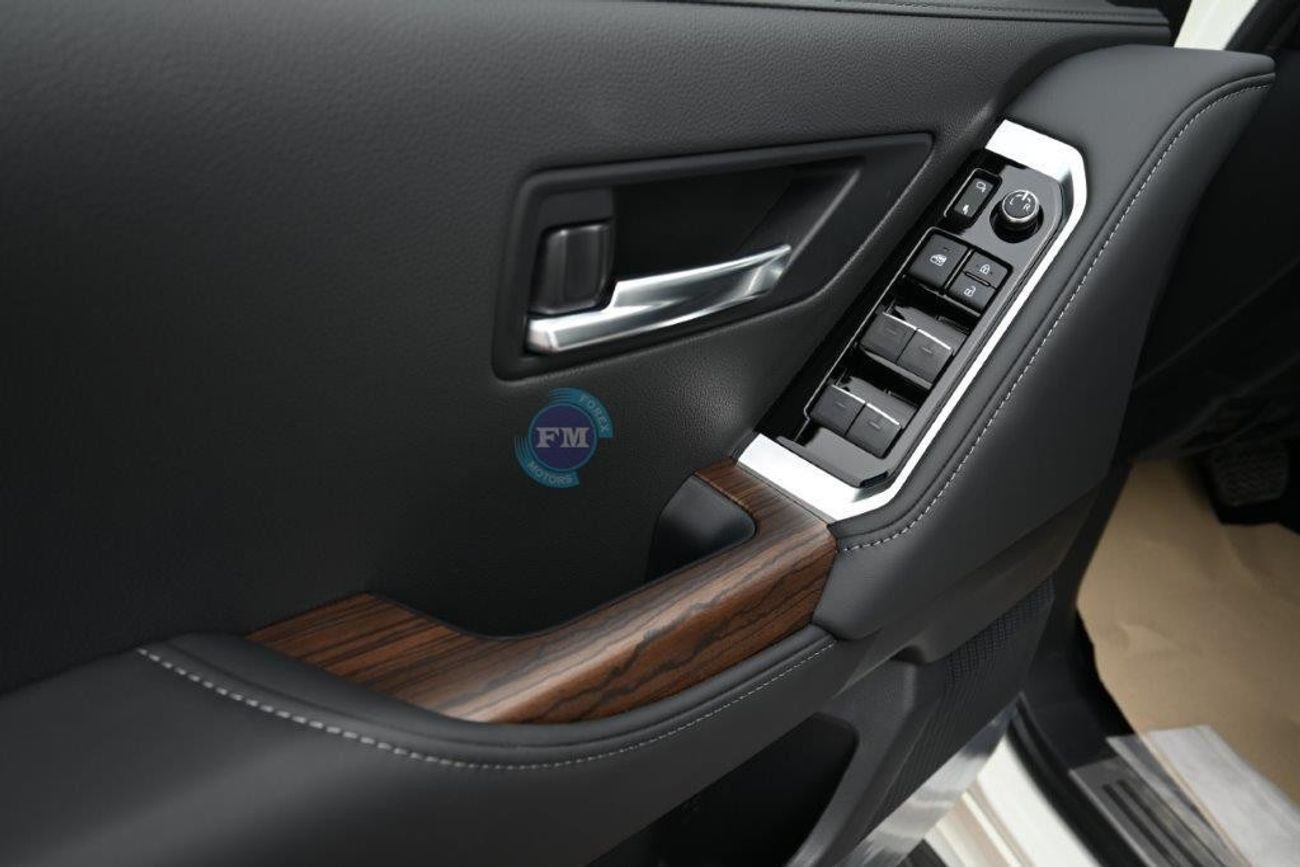 Toyota Land Cruiser 300 GXR V6 4.0L Petrol Automatic