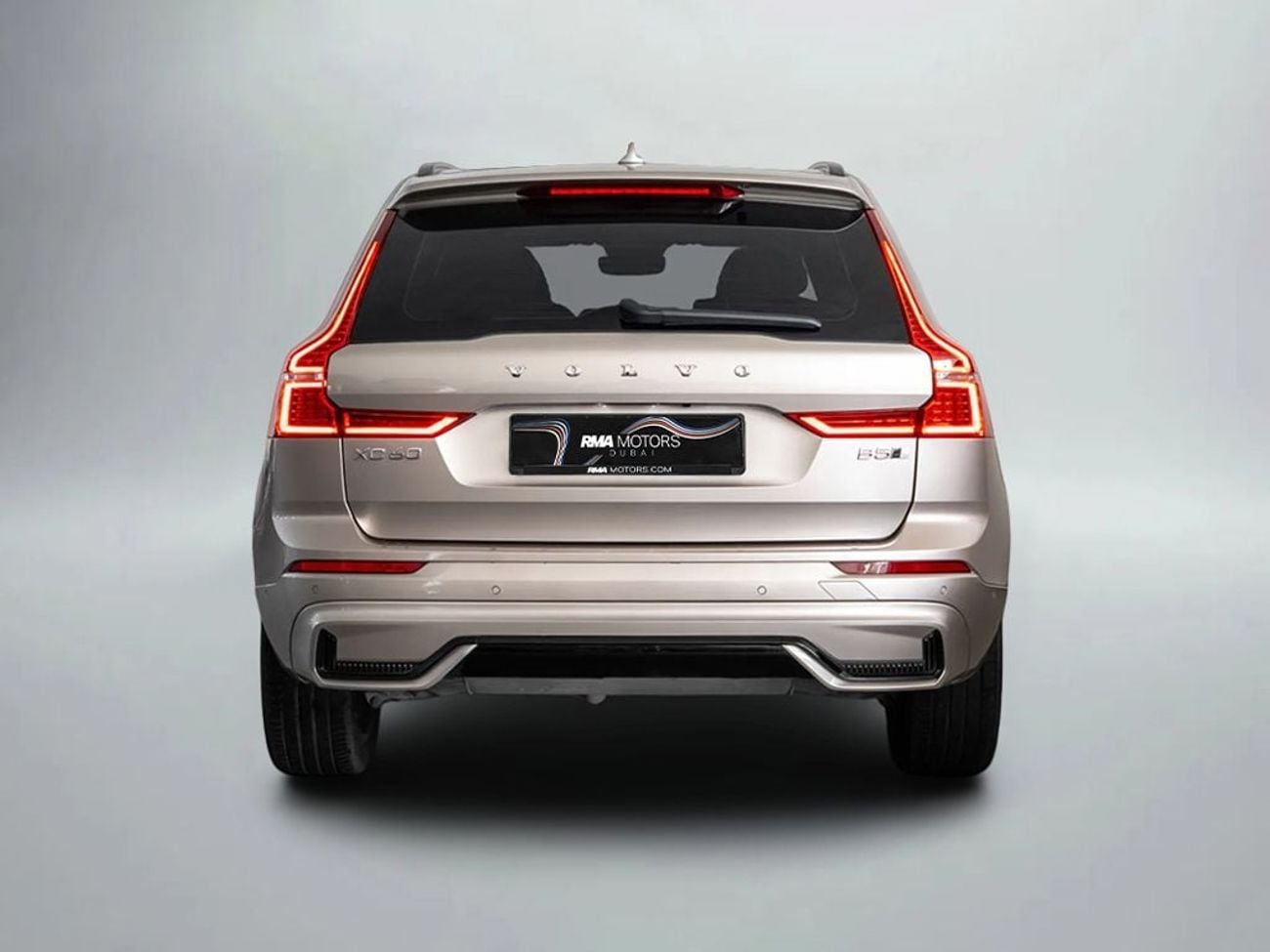 فولفو XC 60 ULTIMATE DARK