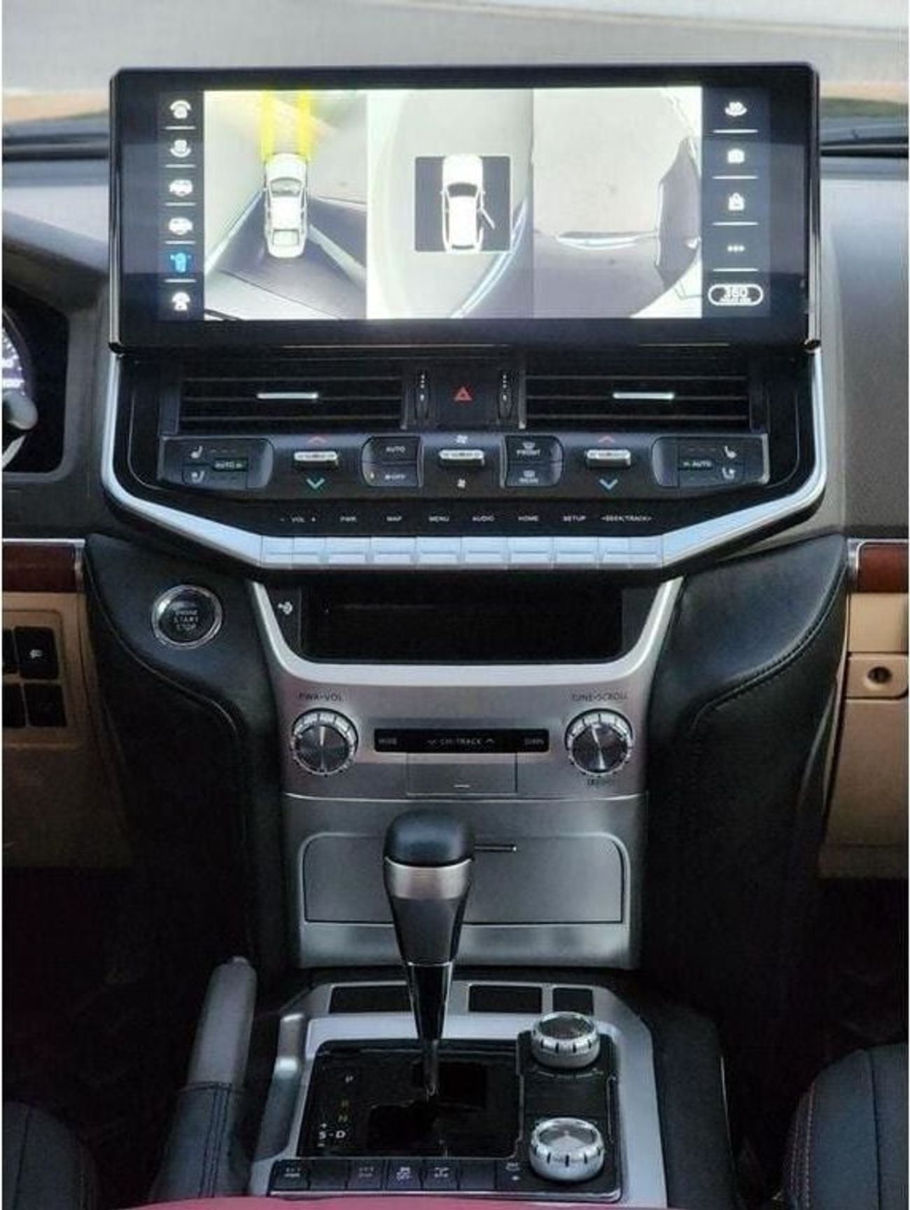 Toyota Land Cruiser 2017 Modified to 2024 VXR Full Option Very Clean Sunroof | CoolBox | Electric Seats | Leather Seats