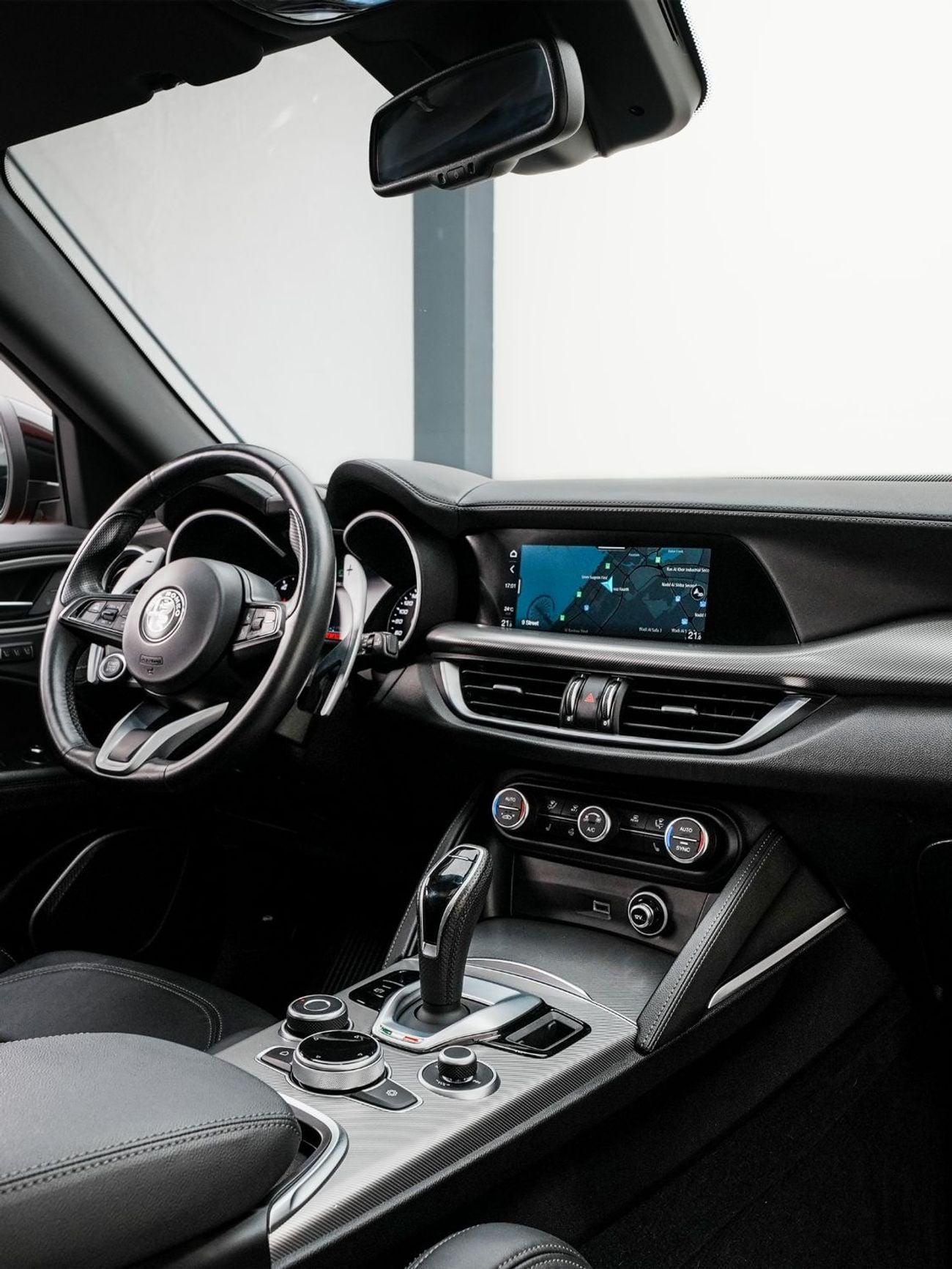 ألفا روميو ستيلفيو Veloce 2023 Alfa Romeo Stelvio Q4, 2028 Alfa Romeo Warranty, Low Kms, GCC