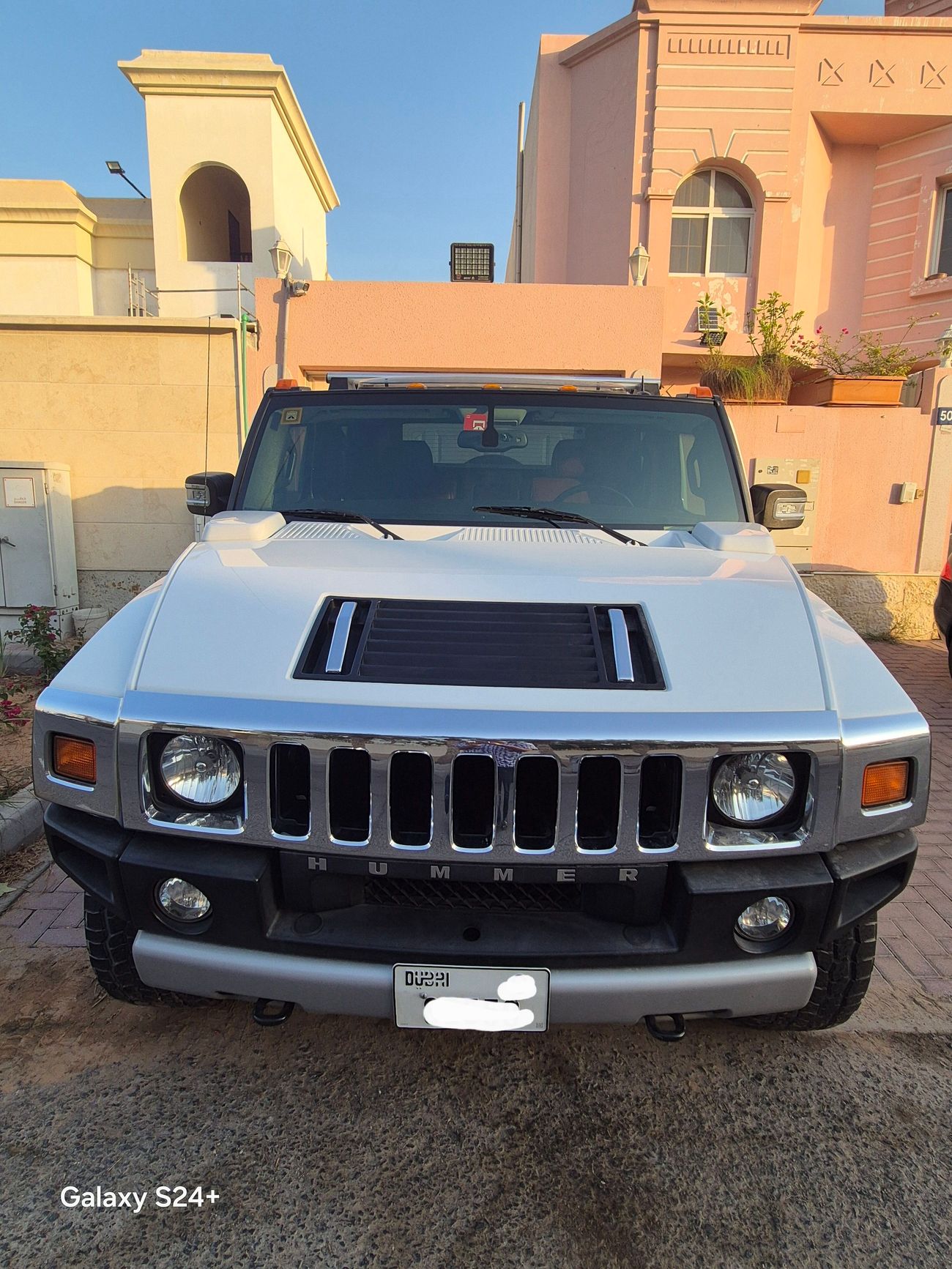 Hummer H2 SUT