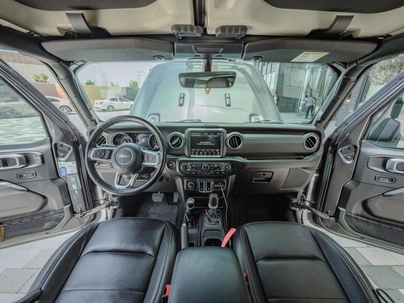 Jeep Wrangler Sahara