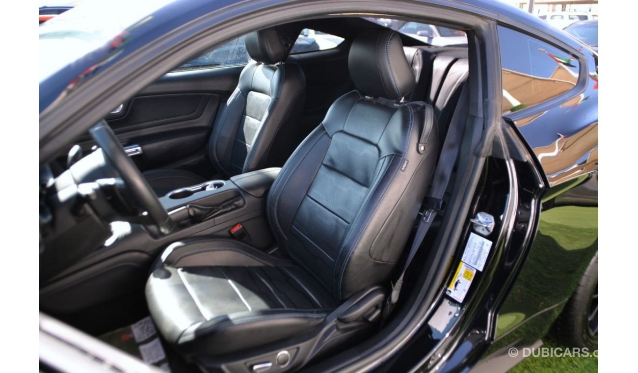 Ford Mustang EcoBoost Premium MUSTANG//ECO-BOOST PRIMIUM//DIJITEL CLOSTER//CLEAN TITLE