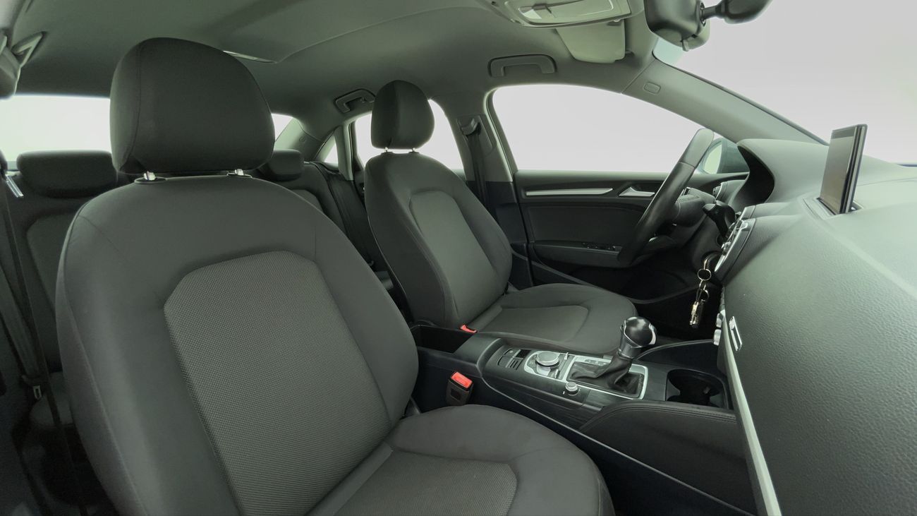 أودي A3 30 TFSI 1.4 | بدون دفعة مقدمة | اختبار القيادة في المنزل