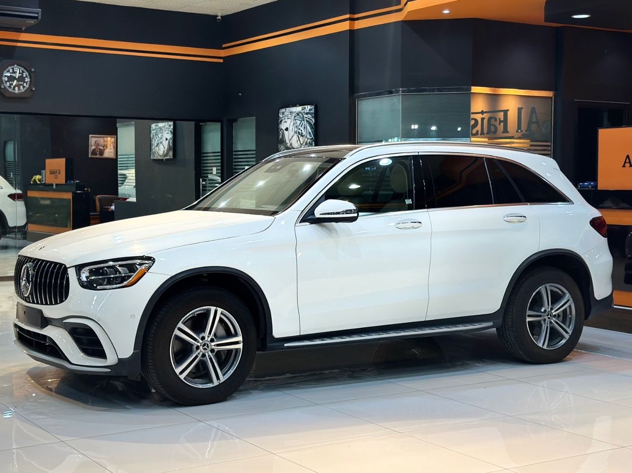 Mercedes-Benz GLC 300 2.0L REAR WHEEL DRIVE