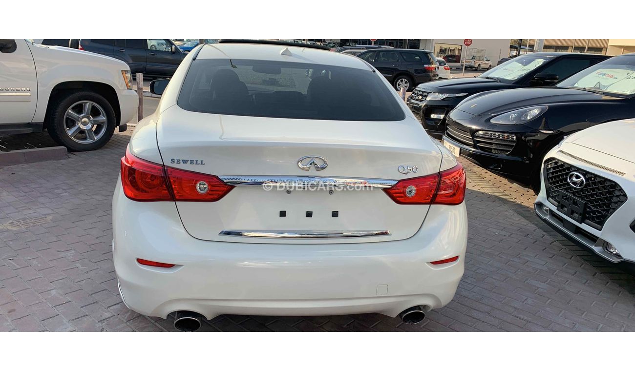 Infiniti Q50 Twin Turbo 3,0 V6