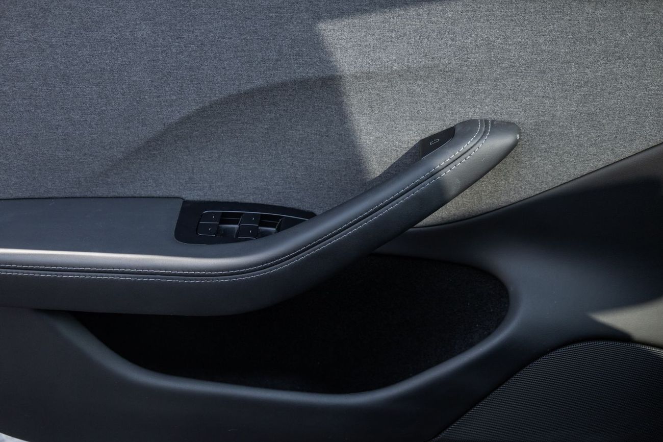 تسلا موديل 3