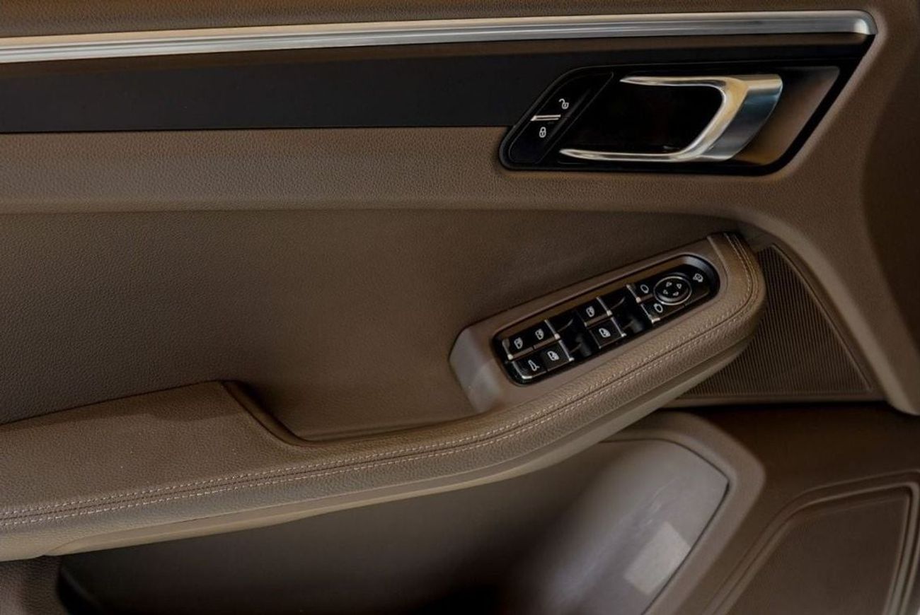 بورش ماكان Std