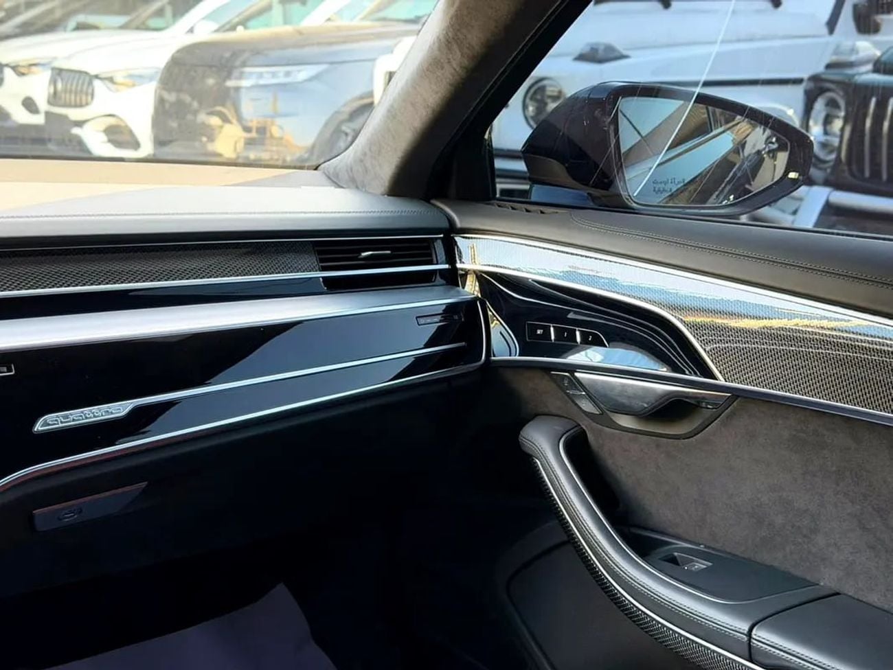 Audi S8 Black Edition GCC Specs