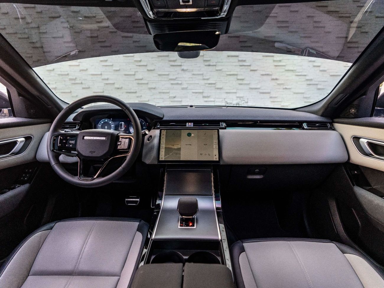 Land Rover Range Rover Velar P250 R-Dynamic SE 2.0L