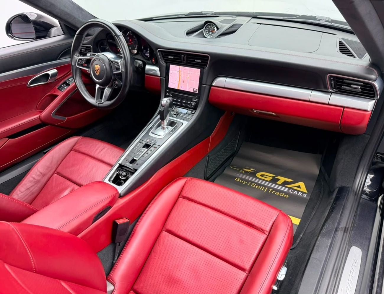 Porsche 911 CARRERA S 2018 Porsche 911 Carrera S, Full Service History, Sport Chrono Package, Excellent Condition, GCC