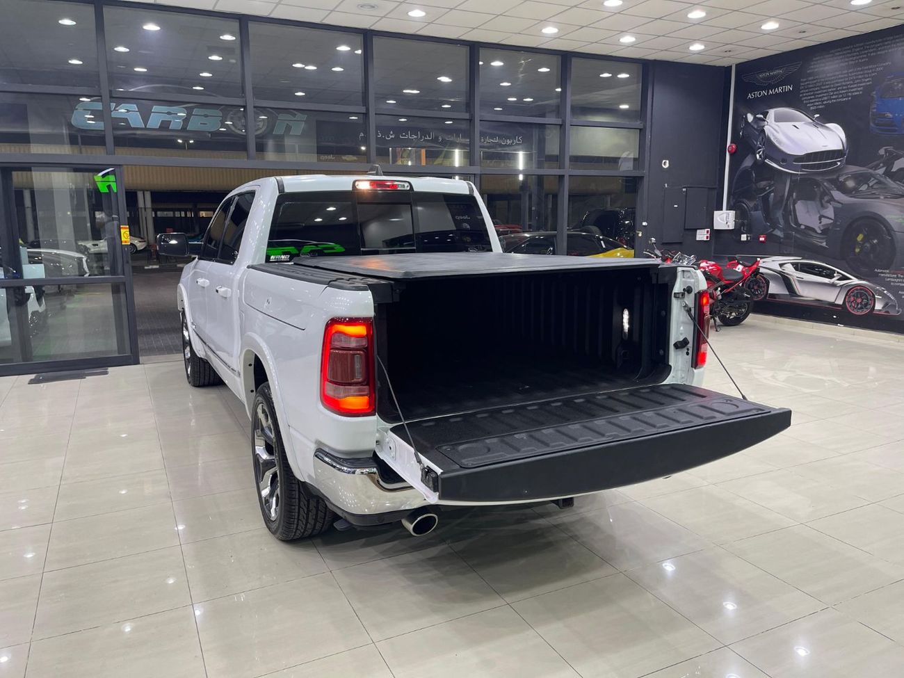 Dodge Ram Van DODGE RAM UNLIMITED 1500 5.7 HEMI