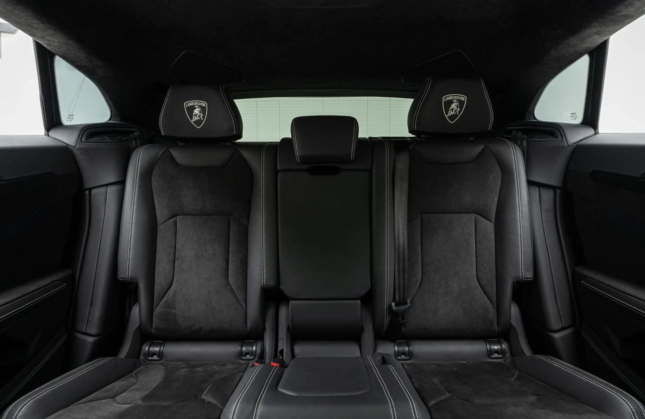 Lamborghini Urus 4.0L V8 Twin-Turbocharged Engine