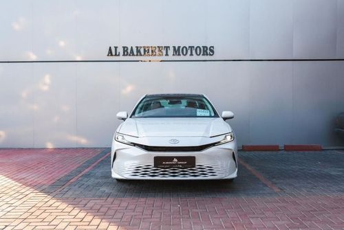 تويوتا كامري GLE-X HEV 2.0G HEV