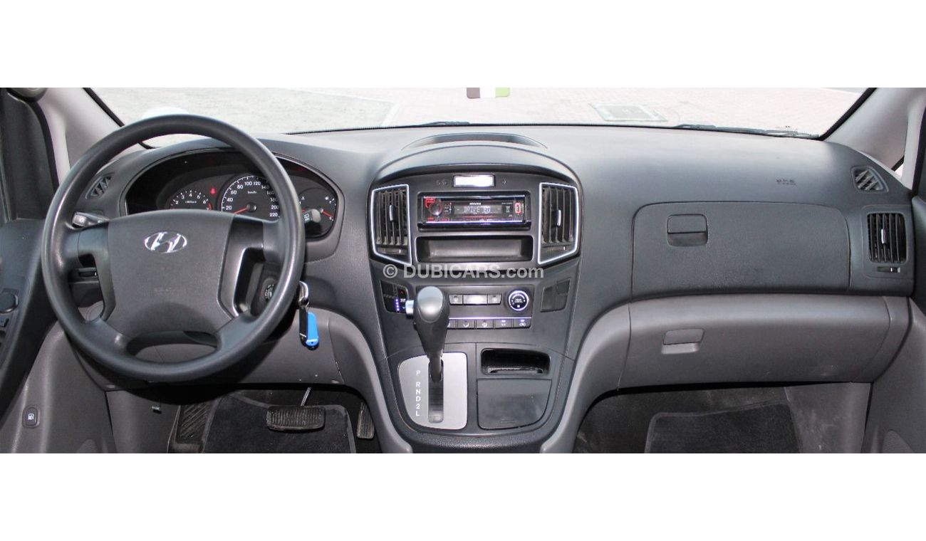 Hyundai H-1 Hyundai H1 2019 GCC, in excellent condition, without accidents, without paint, very clean from insid