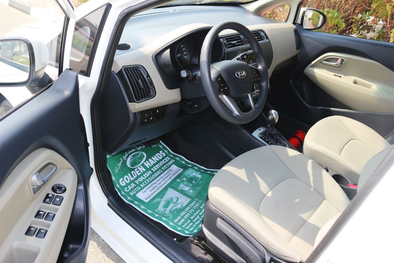 كيا ريو LX كيا ريوا 2017 خليجي فل اتوماتيك بحاله وكاله فقط 67000 ميلوا استعمال سيده