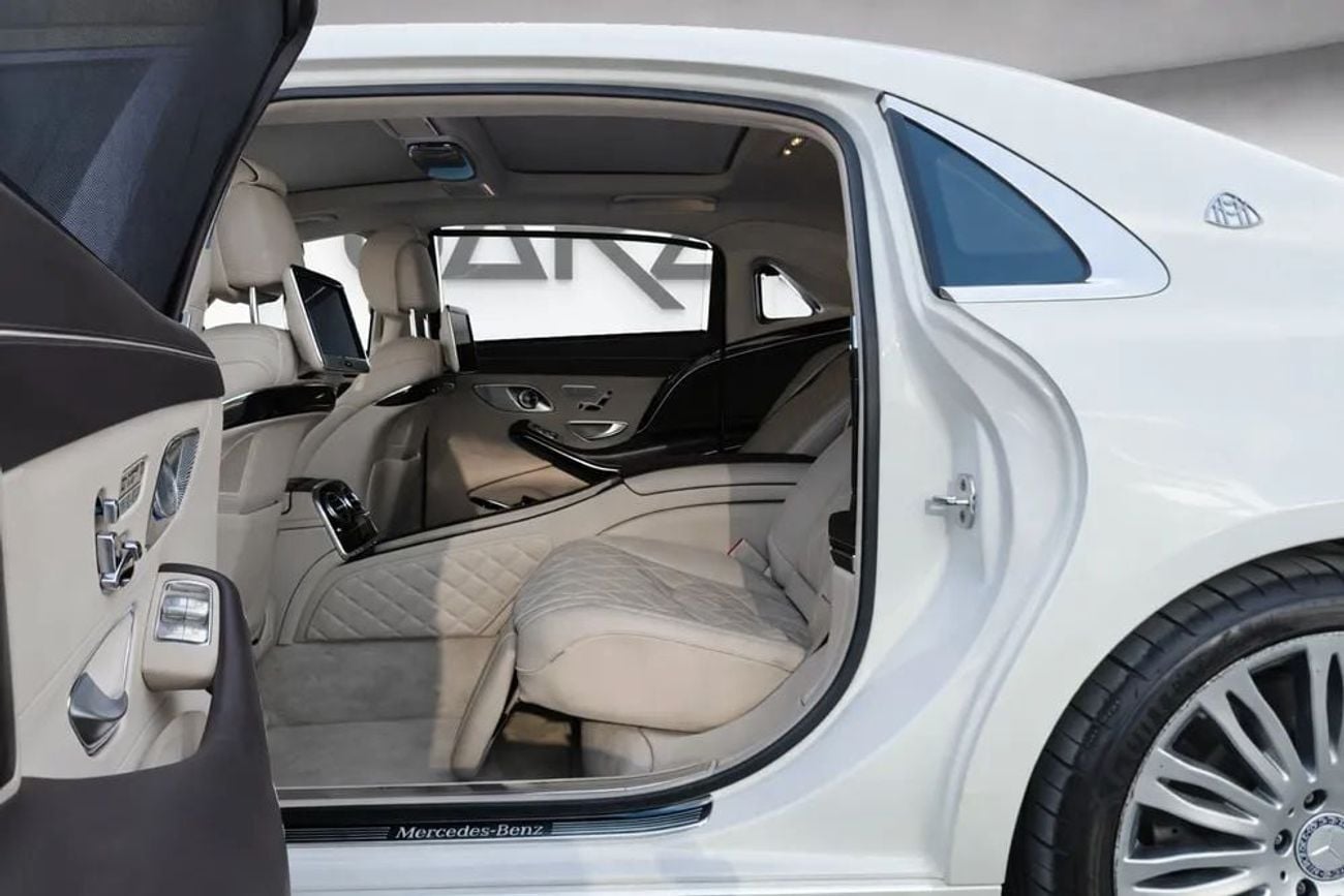 Mercedes Maybach S600 Maybach Mercedes S600 Maybach V12 l GCC l Full Gargash History l Flagship Luxury
