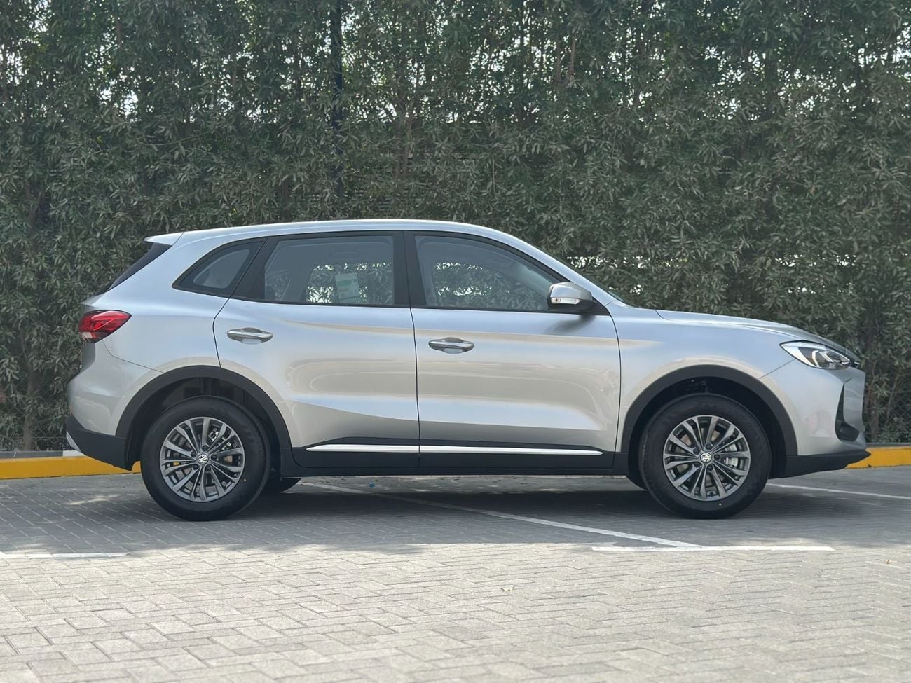 أم جي ZS STD