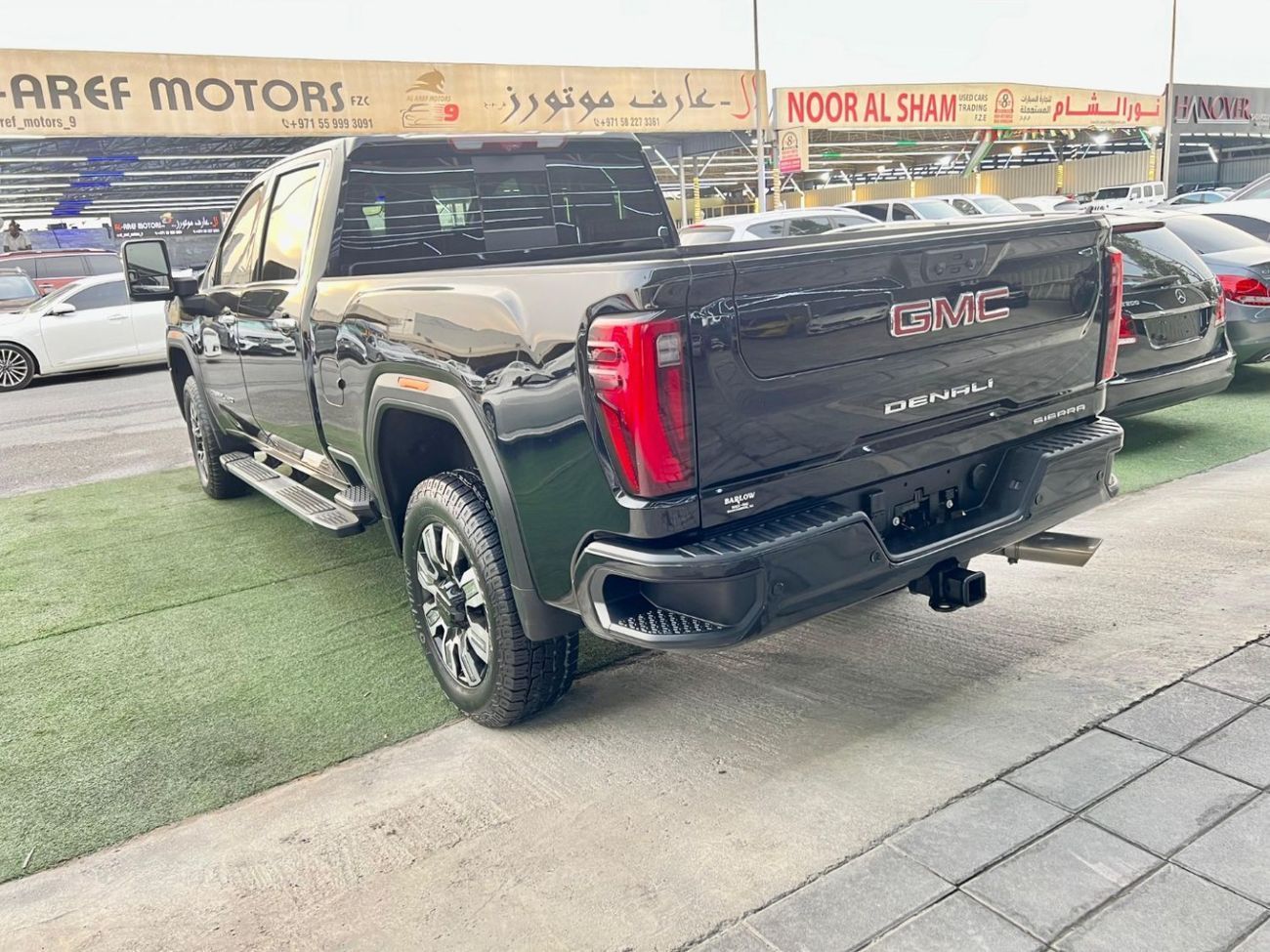 GMC Sierra GMC Sierra Denali HD v8 6.6 full option warranty one year