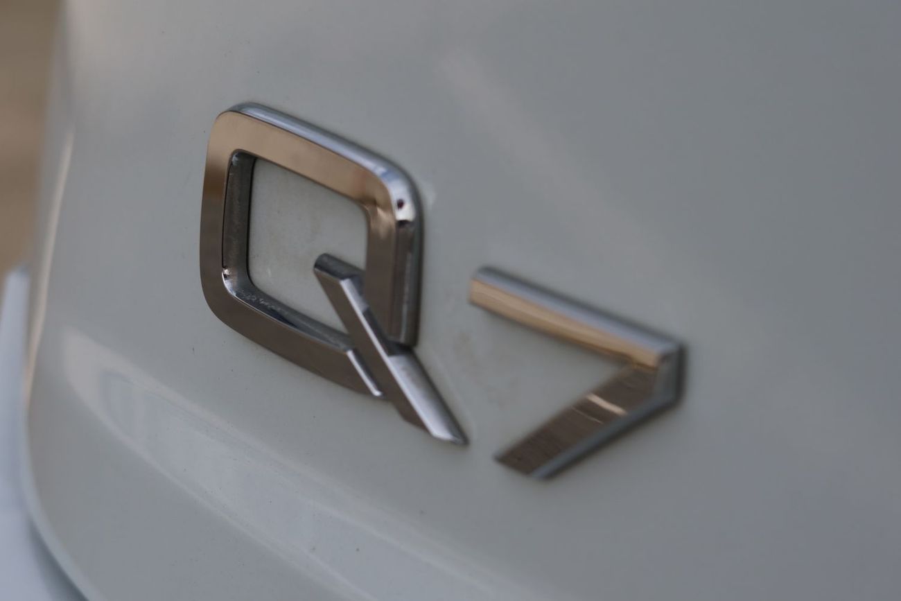 Audi Q7 45 TFSI quattro Luxury 3.0L