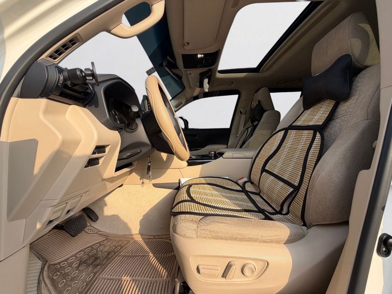 Toyota Land Cruiser EXR 4.0L V6 4WD | LAND CRUISER EXR | AGENCY WARRANTY & SERVICE CONTRACT | 2024 GCC