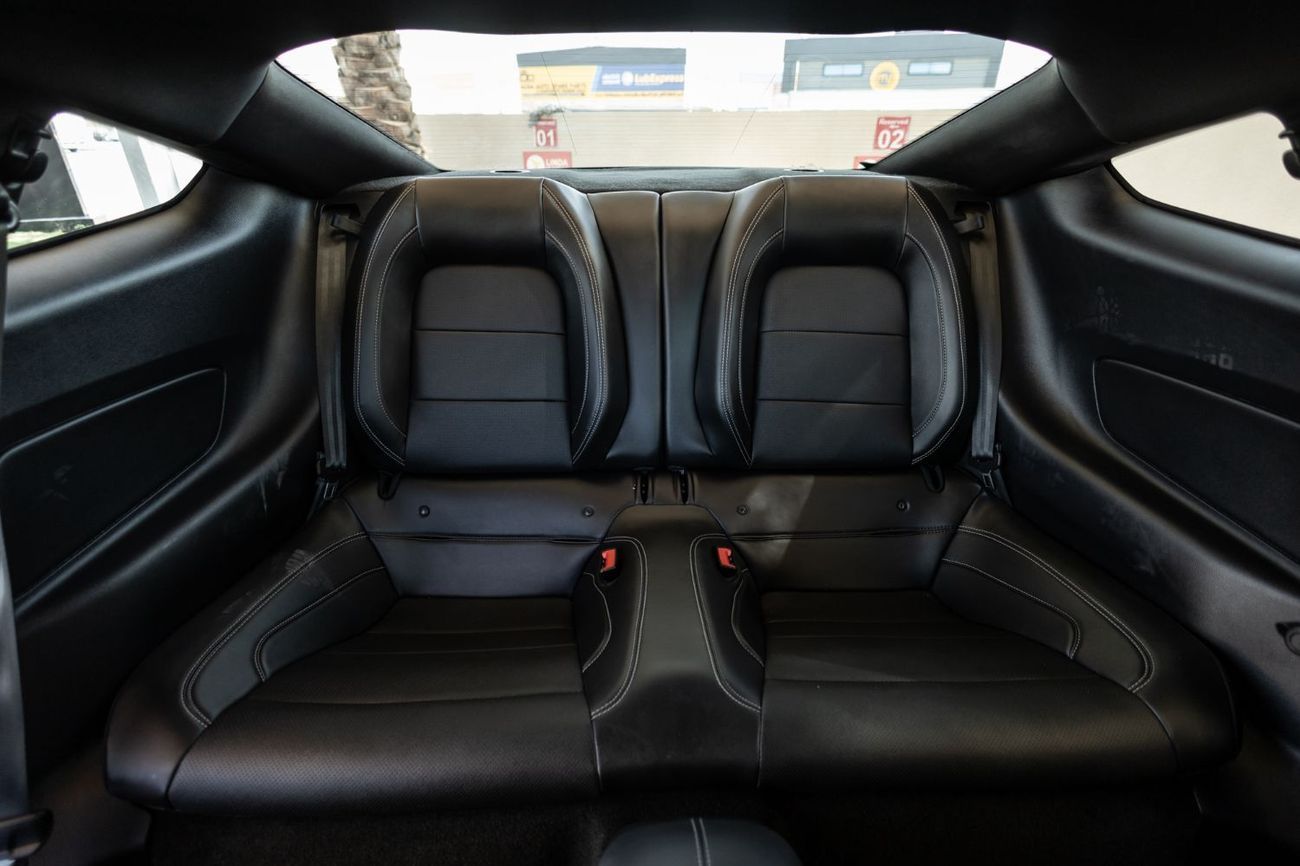Ford Mustang GT Premium 5.0L V8