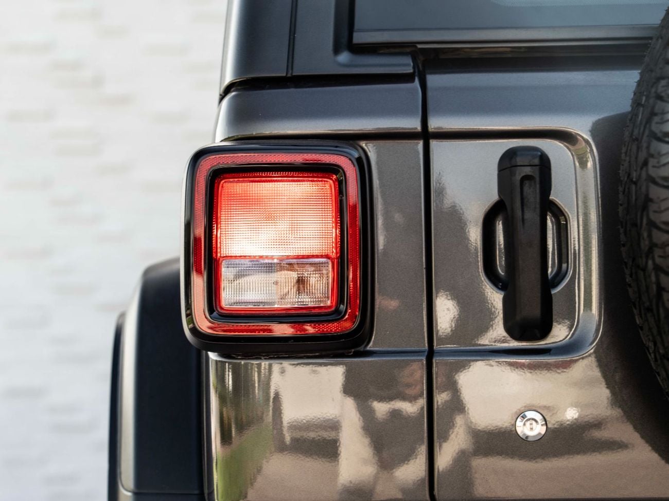 Jeep Wrangler Unlimited Sport 3.6L A/T