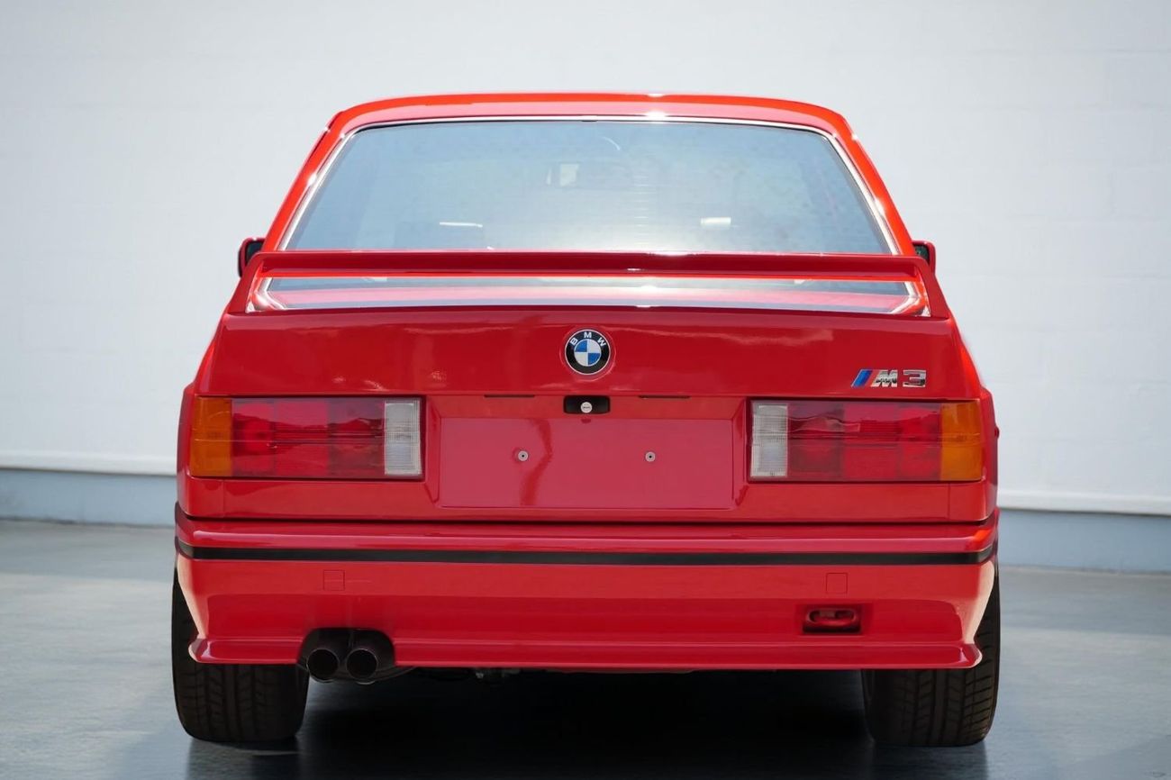 BMW M3 E30