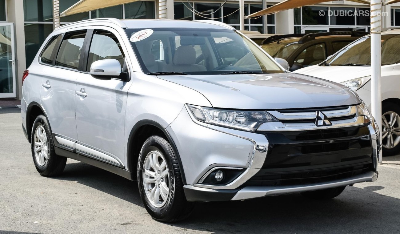 Mitsubishi Outlander 4 WD