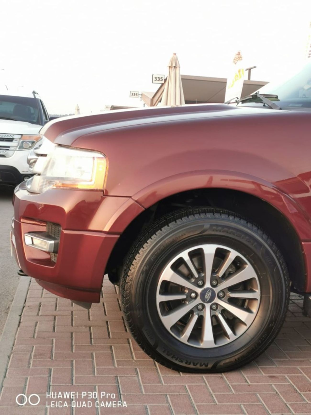 Ford Expedition XLT 3.5L In excellent condition and requires no expense