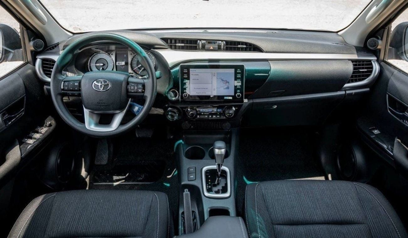 Toyota Hilux TOYOTA HILUX  2.4 diesel Automatic full options