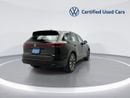 Volkswagen Touareg ELEGANCE with Sunroof - Leather Seats 3L