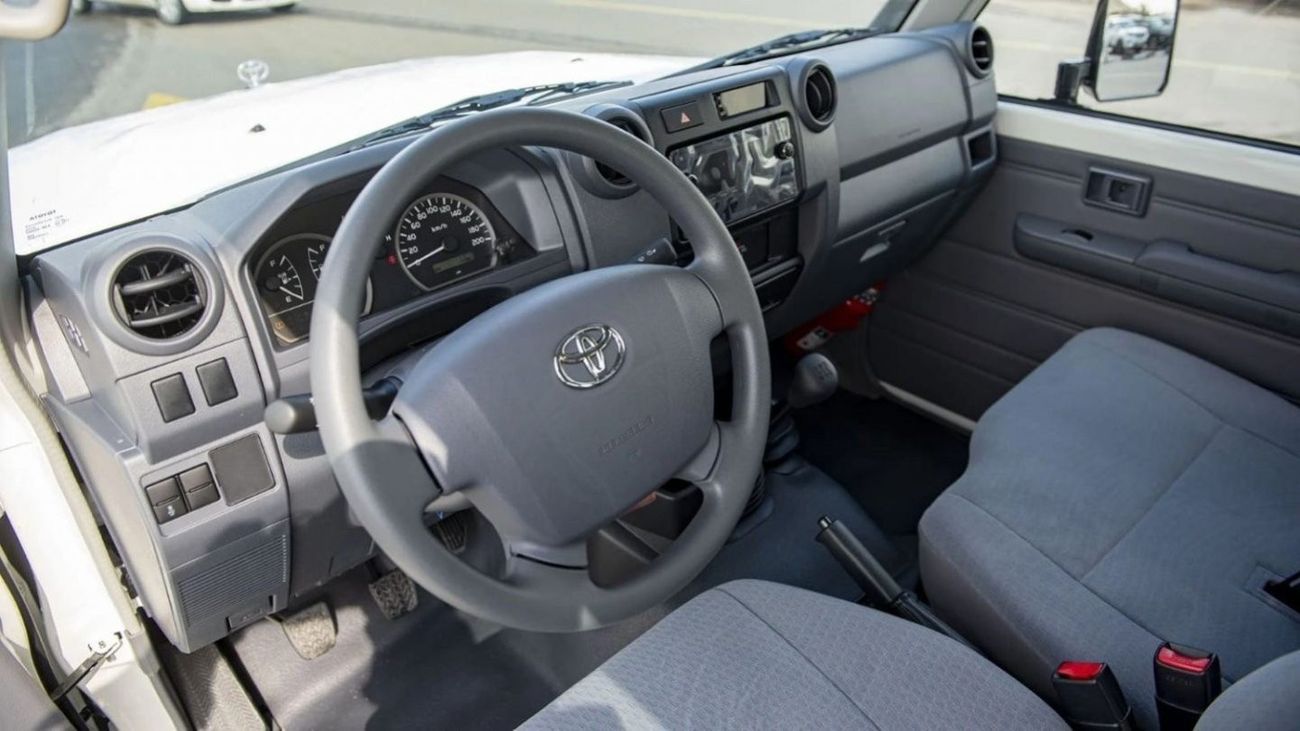 Toyota Land Cruiser 70 LAND CRUISER LC78 4.5L V8 DIESEL 3DOOR