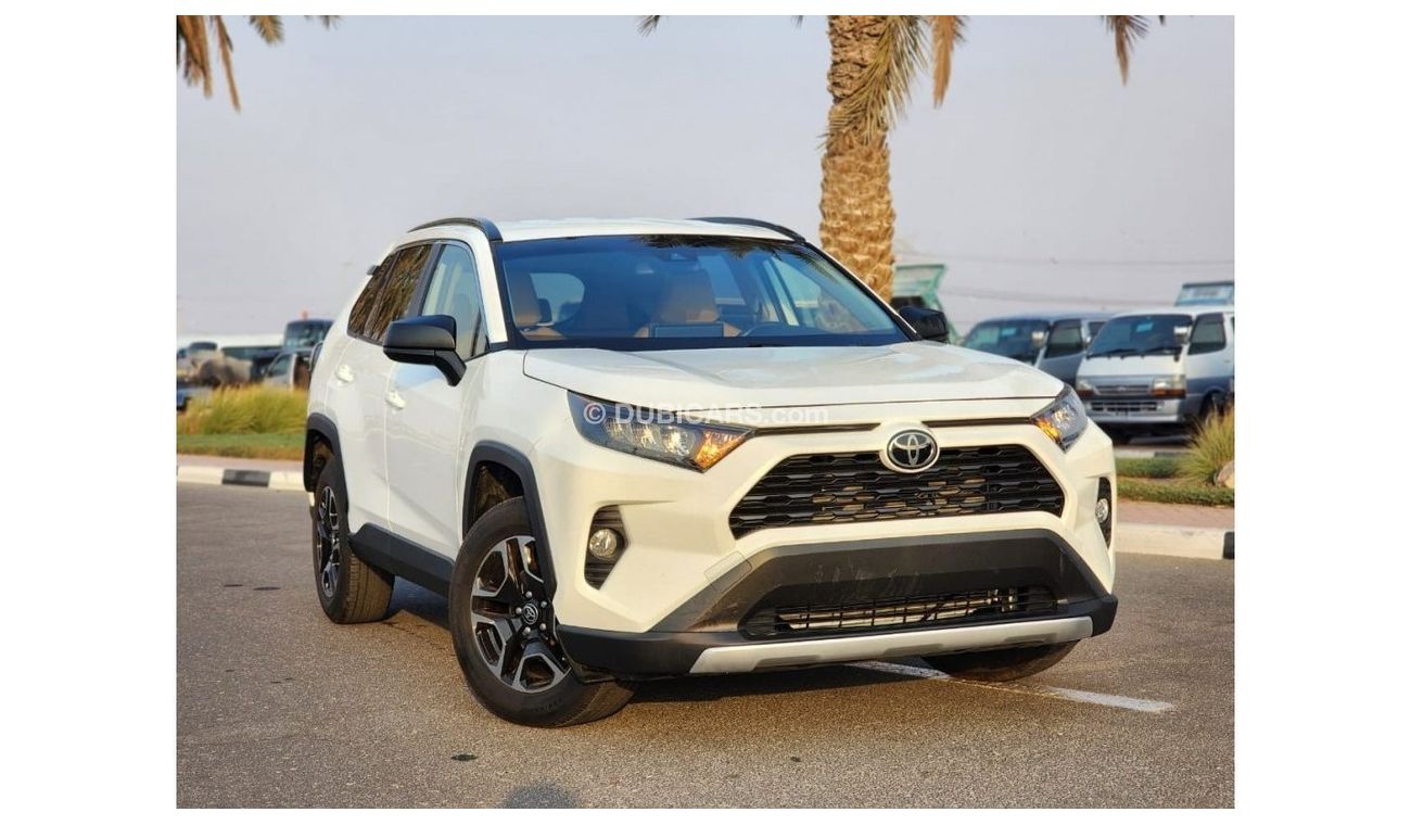 Toyota RAV4 LE TOYOTA RAV4 2019
