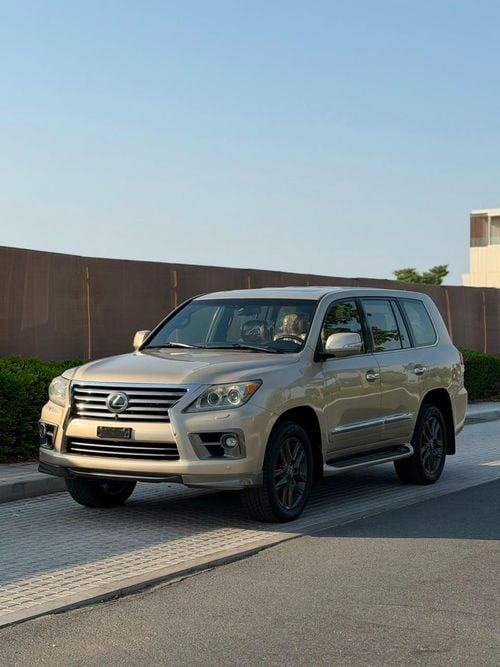 لكزس LX 570 توب