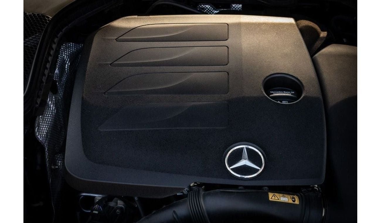 مرسيدس بنز C 200 Mercedes-Benz C200 AMG Premium + 2020 GCC under Agency Warranty and Service Contract  w