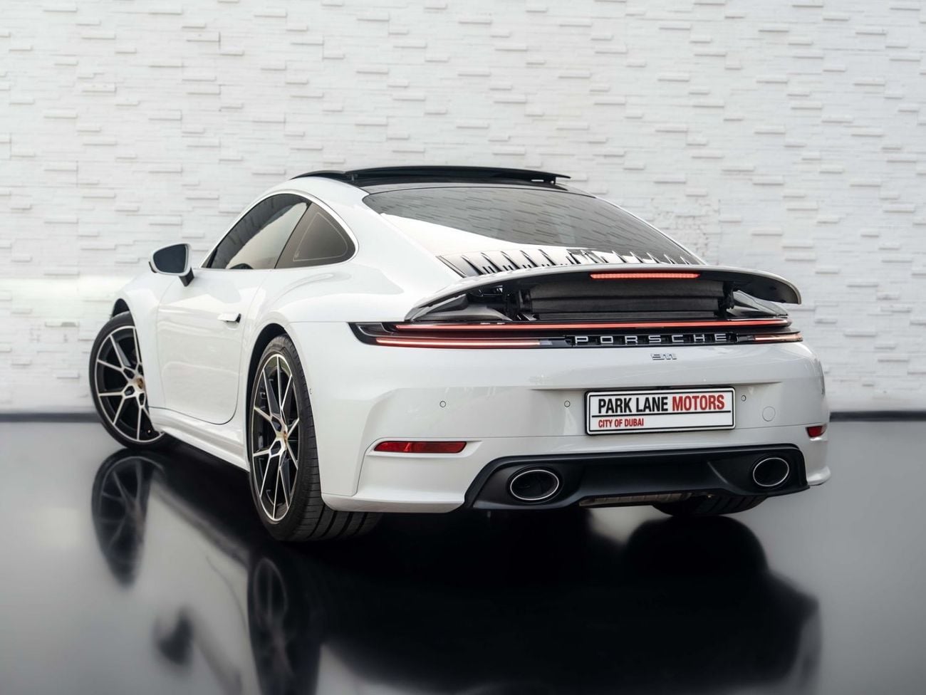Porsche 911 CARRERA S Porsche 911 Carrera 2025