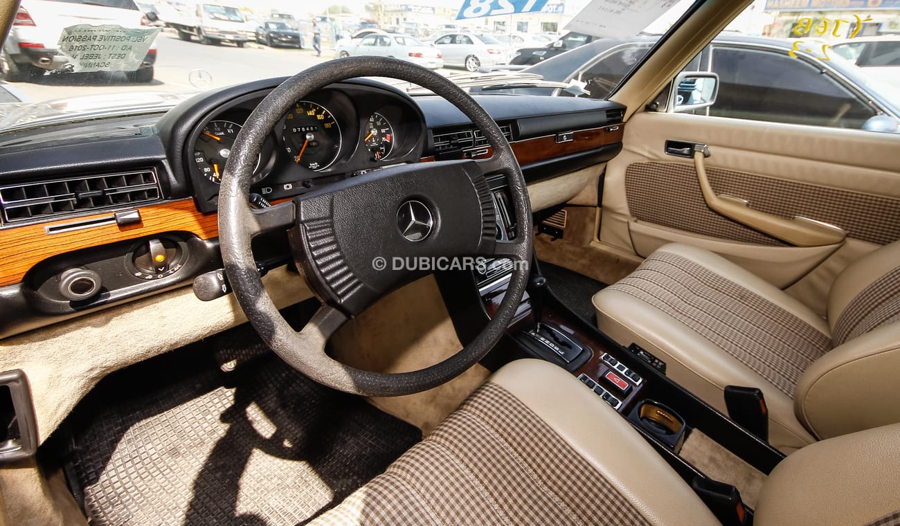 Mercedes-Benz 280 SE